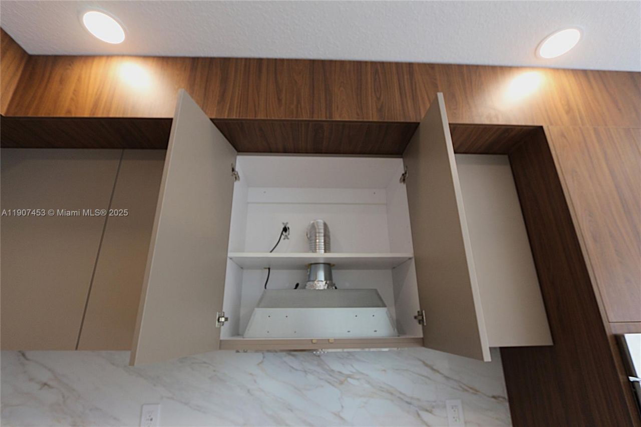 14928 SW 40th St, Miami, FL 33185 Photo