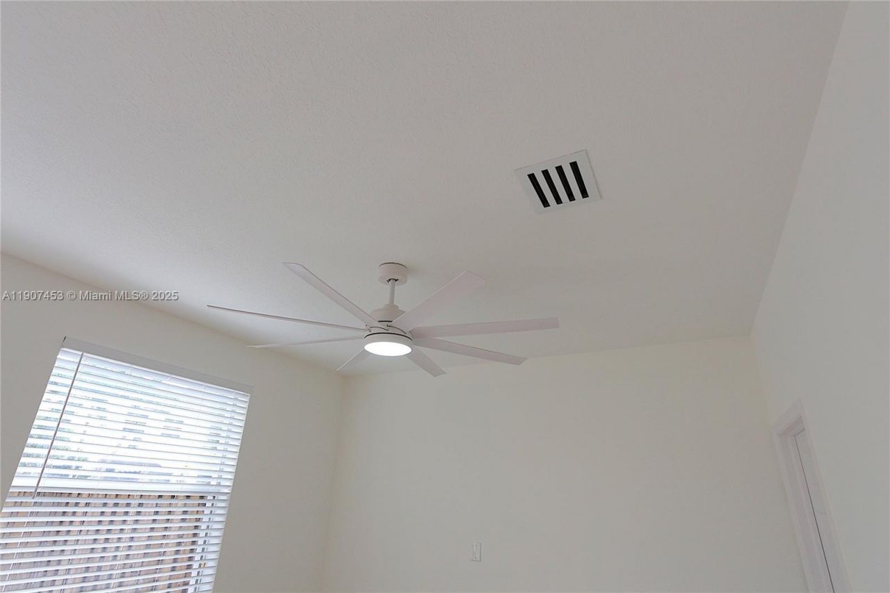 14928 SW 40th St, Miami, FL 33185 Photo