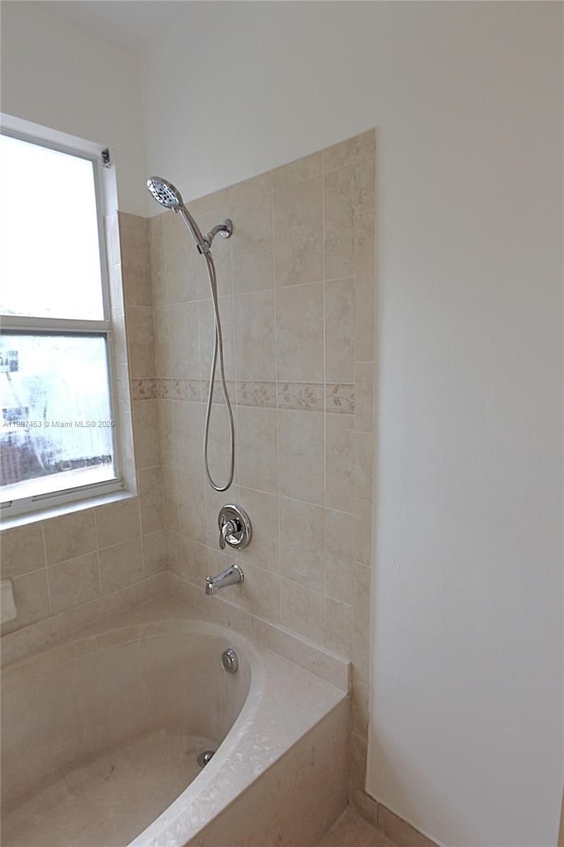 14928 SW 40th St, Miami, FL 33185 Photo