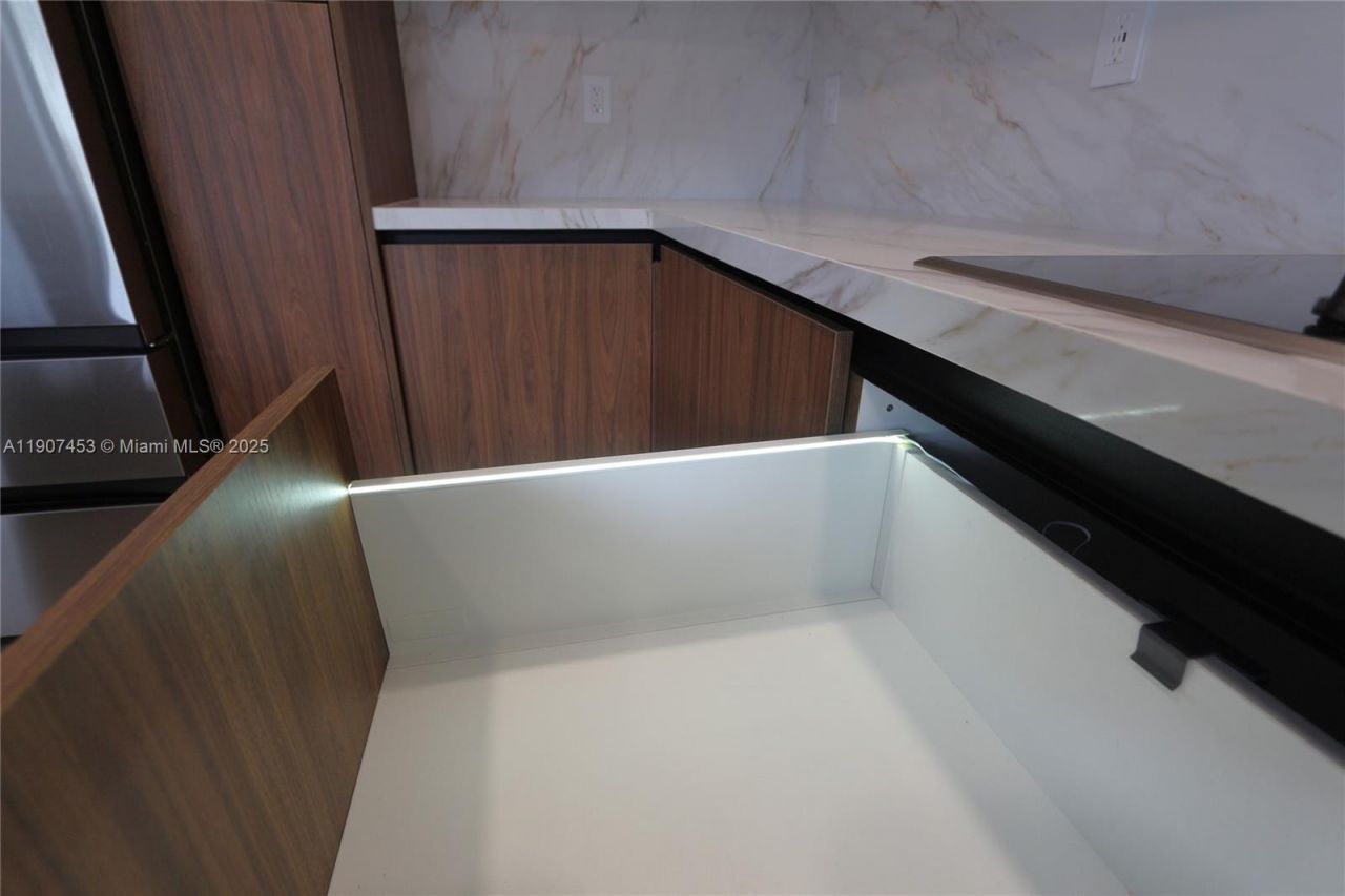 14928 SW 40th St, Miami, FL 33185 Photo