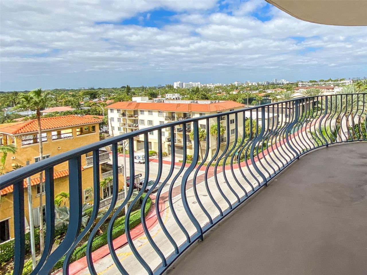 8877 Collins Ave, Unit 604, Surfside, FL 33154 Photo