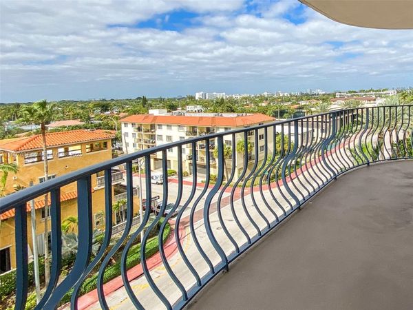 8877 Collins Ave, Unit 604, Surfside, FL 33154