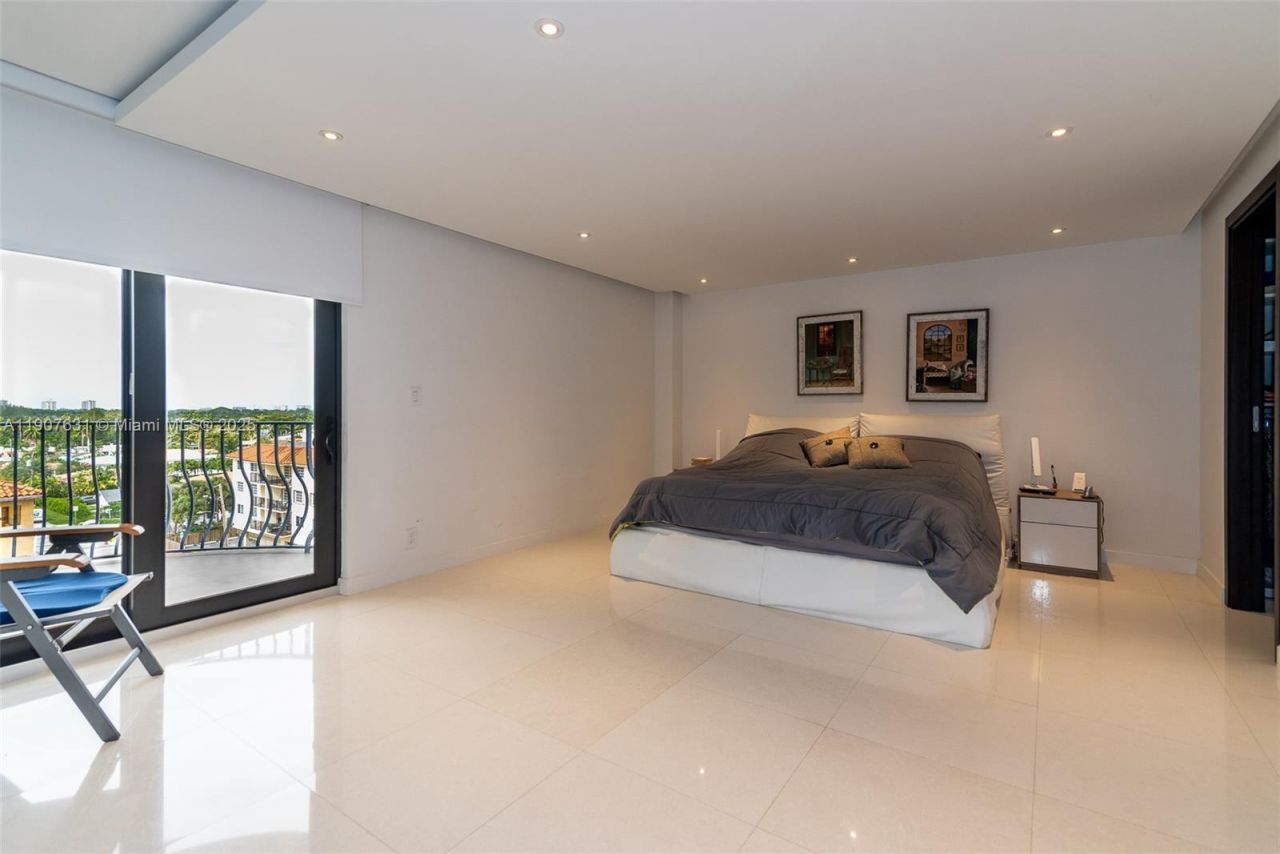 8877 Collins Ave, Unit 604, Surfside, FL 33154 Photo