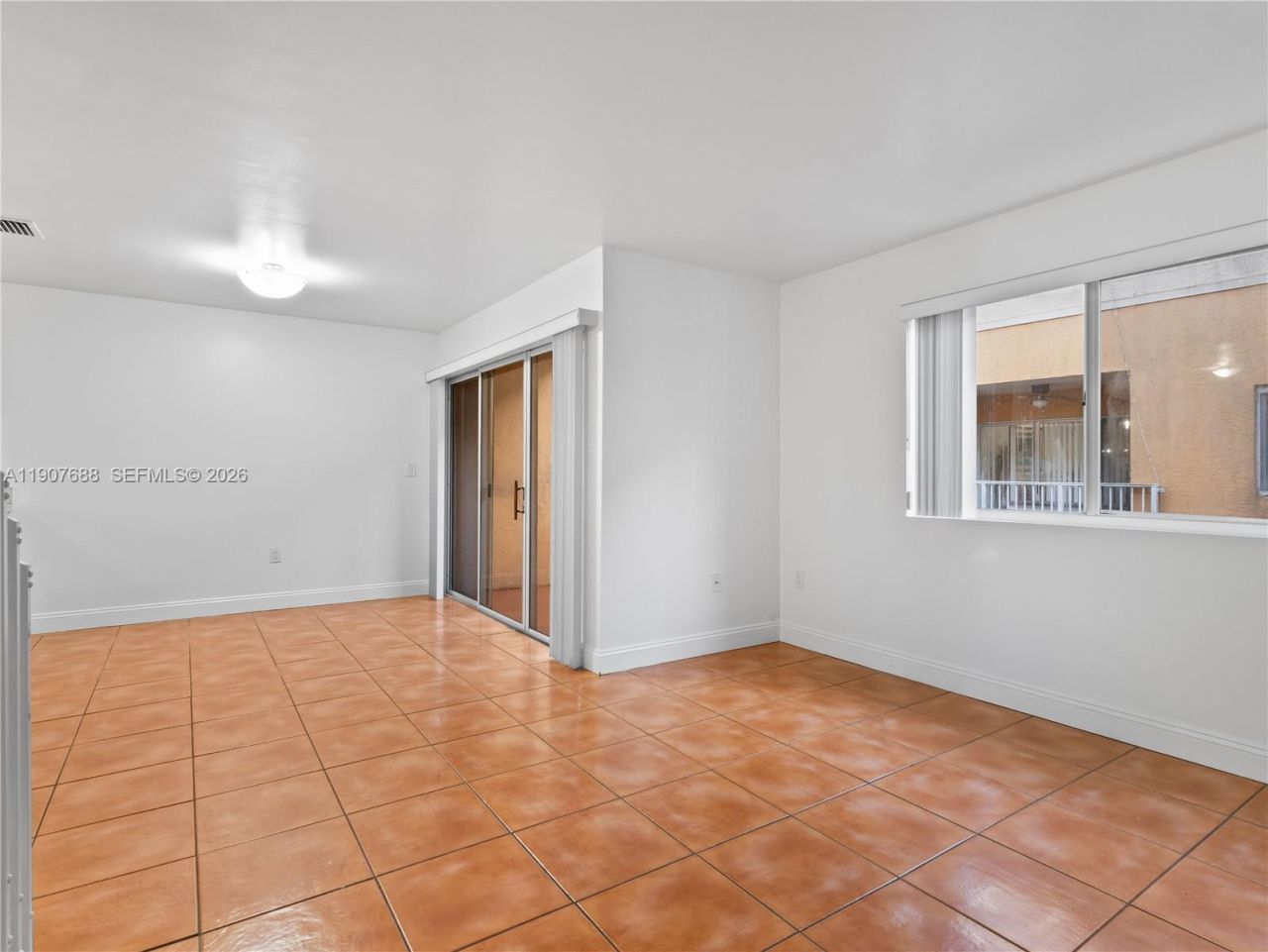 6205 Kendale Lakes Cir, Unit 290, Miami, FL 33183 Photo