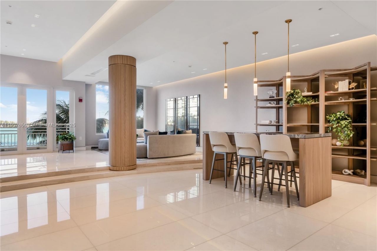 888 Brickell Key Dr, Unit 2610, Miami, FL 33131 Photo