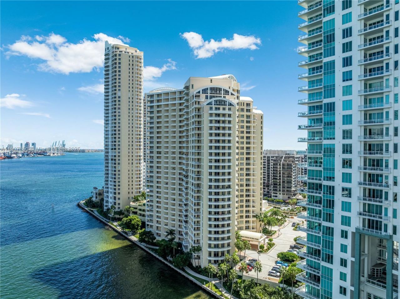 888 Brickell Key Dr, Unit 2610, Miami, FL 33131 Photo