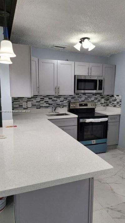 935 W 5 St, Riviera Beach, FL 33404 Photo