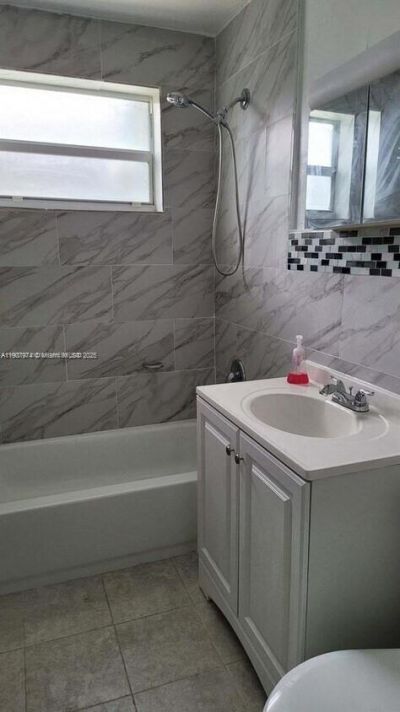 935 W 5 St, Riviera Beach, FL 33404 Photo