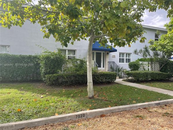 7620 SW 54th Ct, Unit 19C, Miami, FL 33143