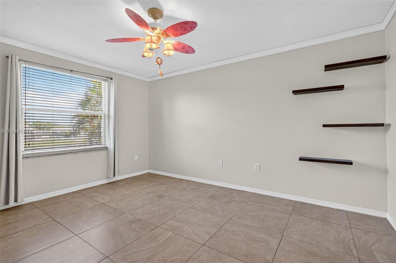 1351 NW 139th Ave, Pembroke Pines, FL 33028 Photo