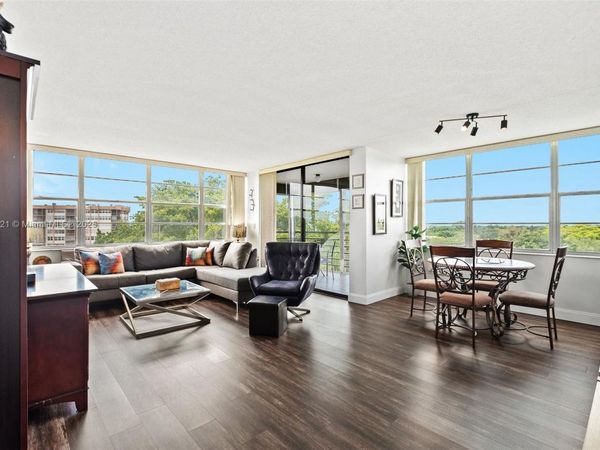 1000 Sain Charles Place, Unit 604, Pembroke Pines, FL 33026