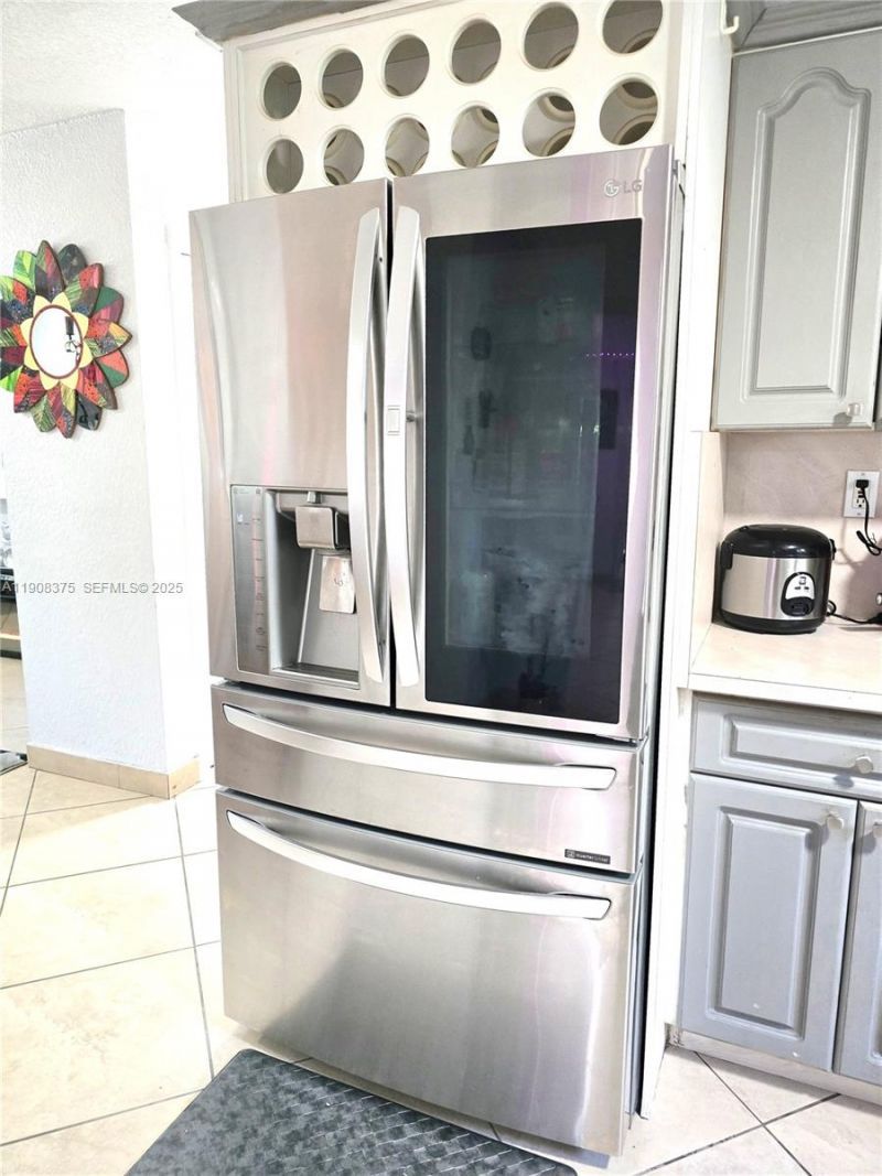 11152 SW 7th St, Sweetwater, FL 33174 Photo