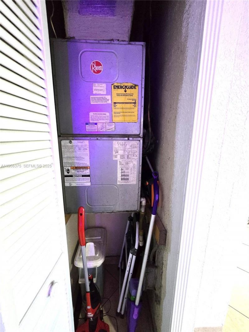 11152 SW 7th St, Sweetwater, FL 33174 Photo