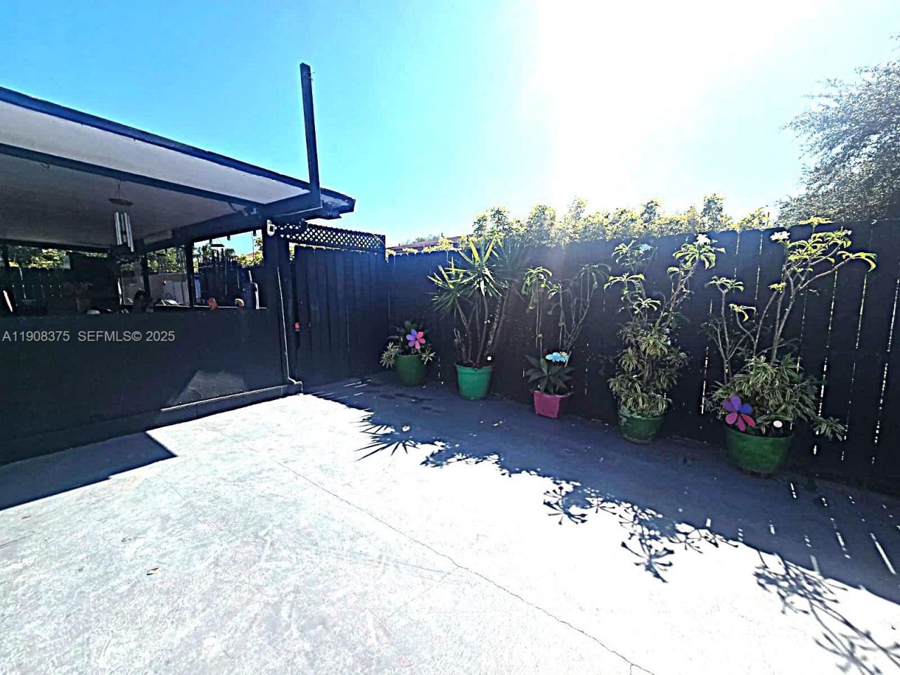 11152 SW 7th St, Sweetwater, FL 33174 Photo