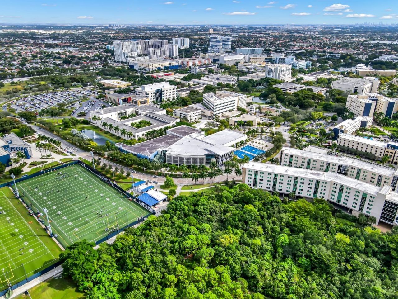 11152 SW 7th St, Sweetwater, FL 33174 Photo