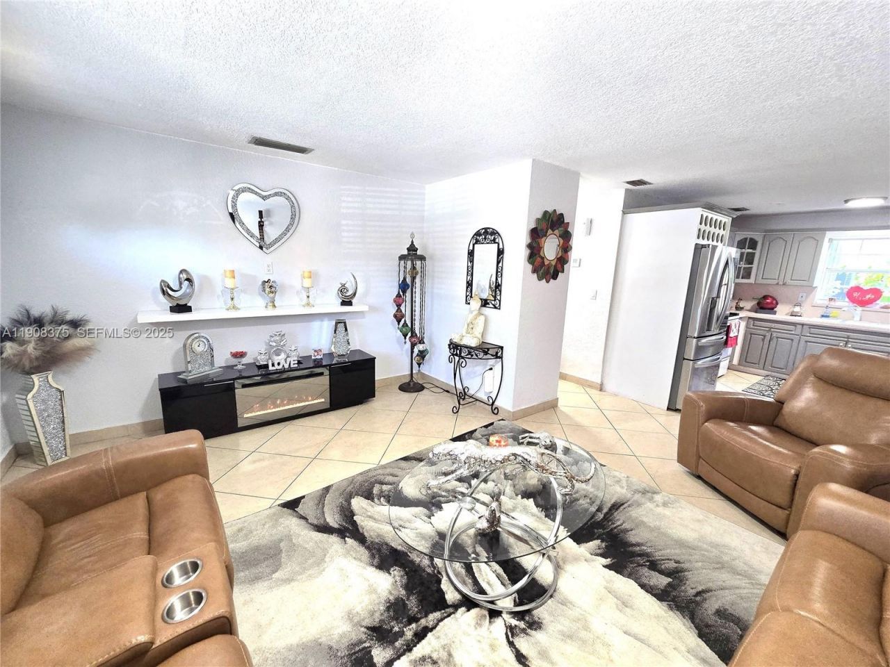 11152 SW 7th St, Sweetwater, FL 33174 Photo