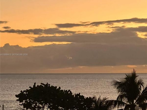 4250 Galt Ocean Dr, Unit 2J, Fort Lauderdale, FL 33308