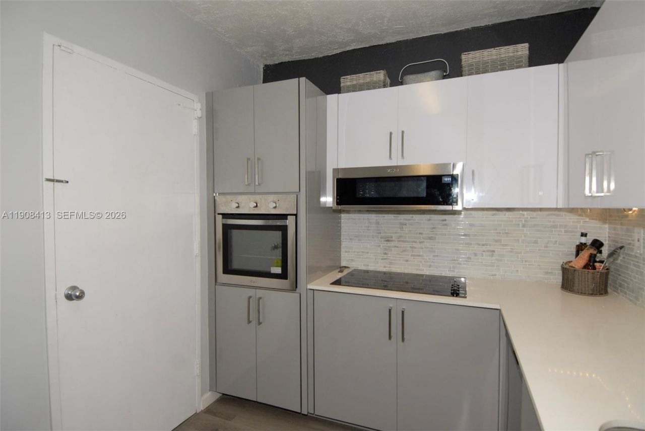 4250 Galt Ocean Dr, Unit 2J, Fort Lauderdale, FL 33308 Photo