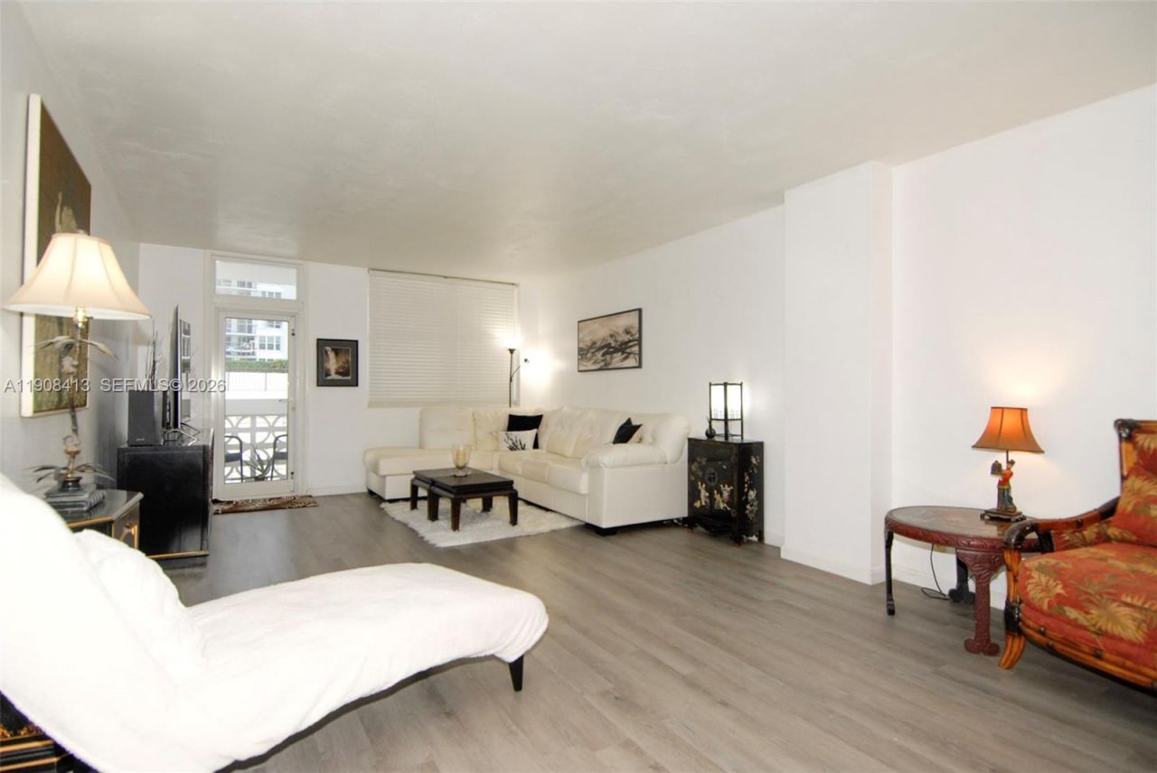 4250 Galt Ocean Dr, Unit 2J, Fort Lauderdale, FL 33308 Photo