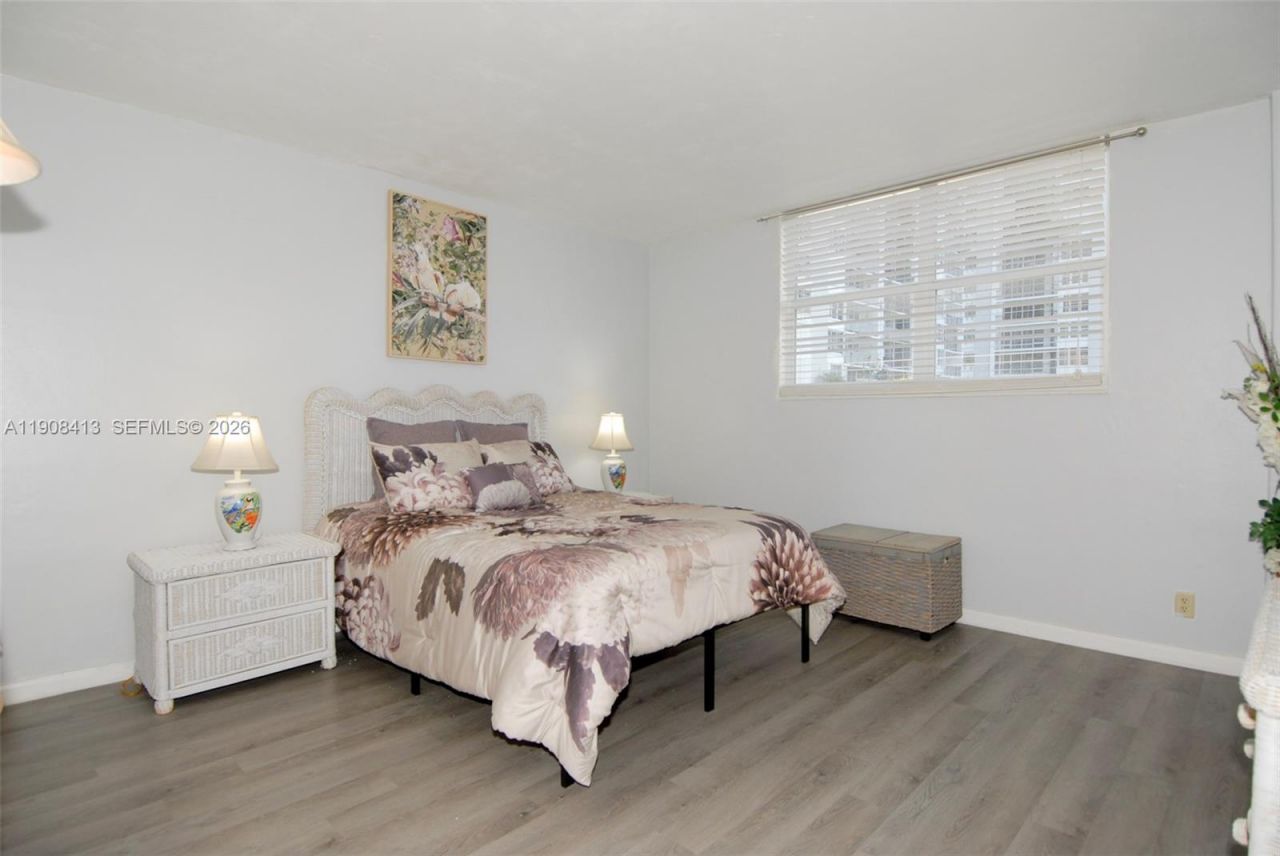 4250 Galt Ocean Dr, Unit 2J, Fort Lauderdale, FL 33308 Photo