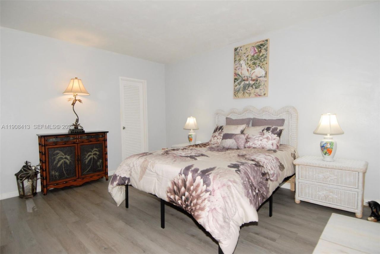 4250 Galt Ocean Dr, Unit 2J, Fort Lauderdale, FL 33308 Photo