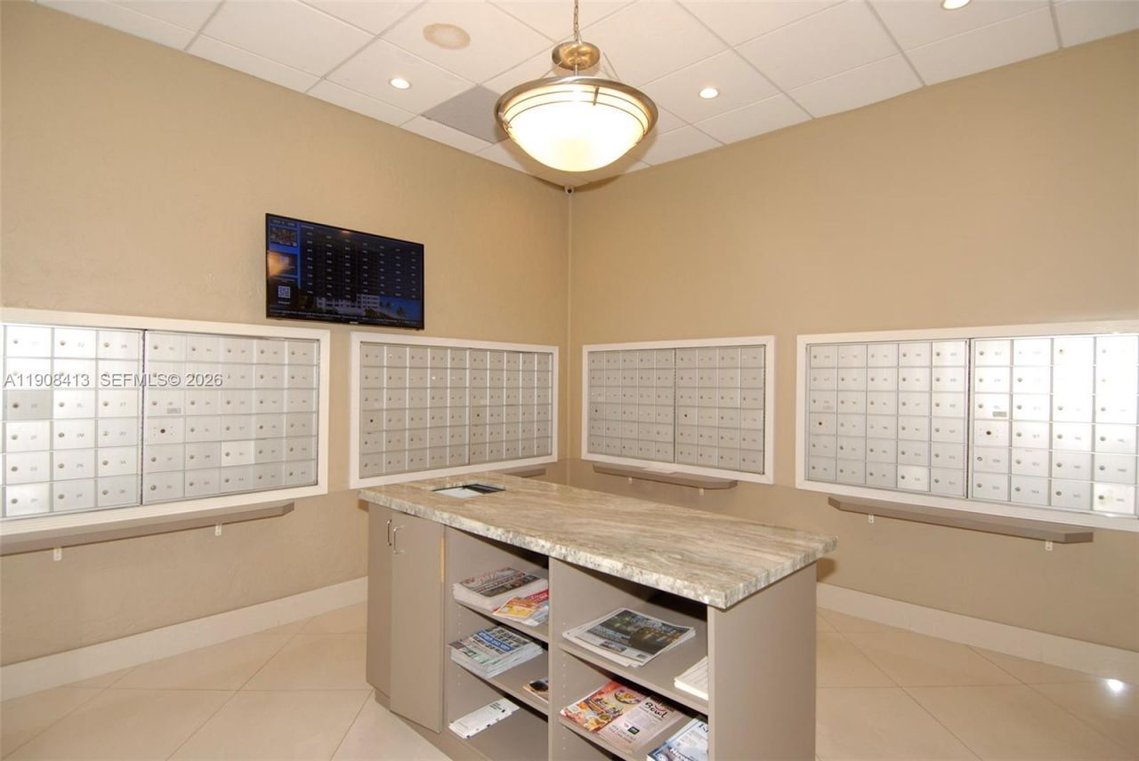 4250 Galt Ocean Dr, Unit 2J, Fort Lauderdale, FL 33308 Photo