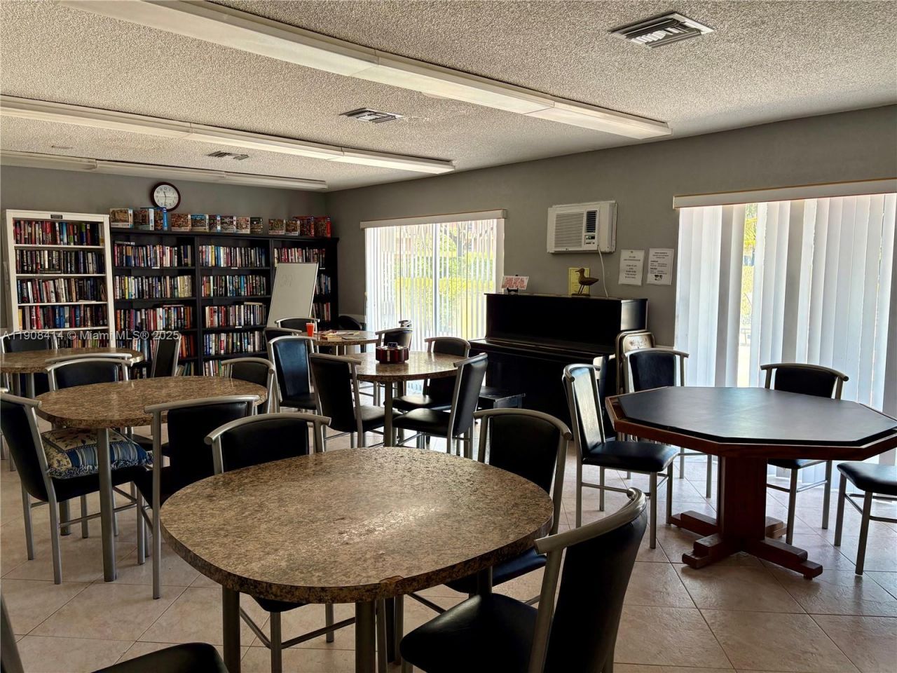 7310 NW 1st St, Unit 105, Margate, FL 33063 Photo