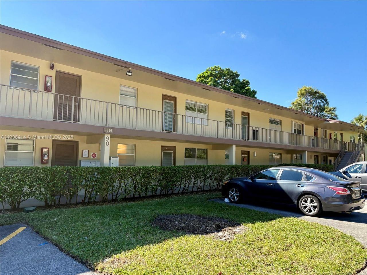 7310 NW 1st St, Unit 105, Margate, FL 33063 Photo