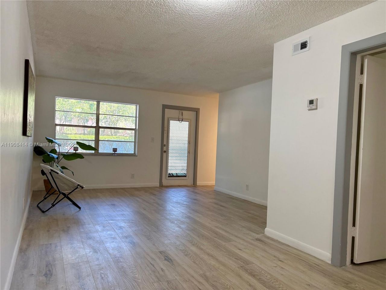 7310 NW 1st St, Unit 105, Margate, FL 33063 Photo