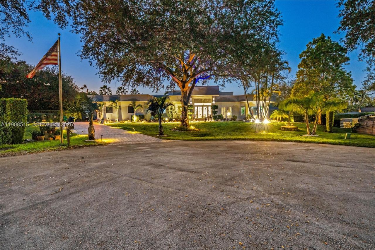 11135 SW 57th Ct, Cooper City, FL 33328 Photo