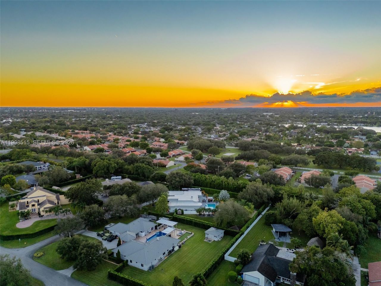 11135 SW 57th Ct, Cooper City, FL 33328 Photo