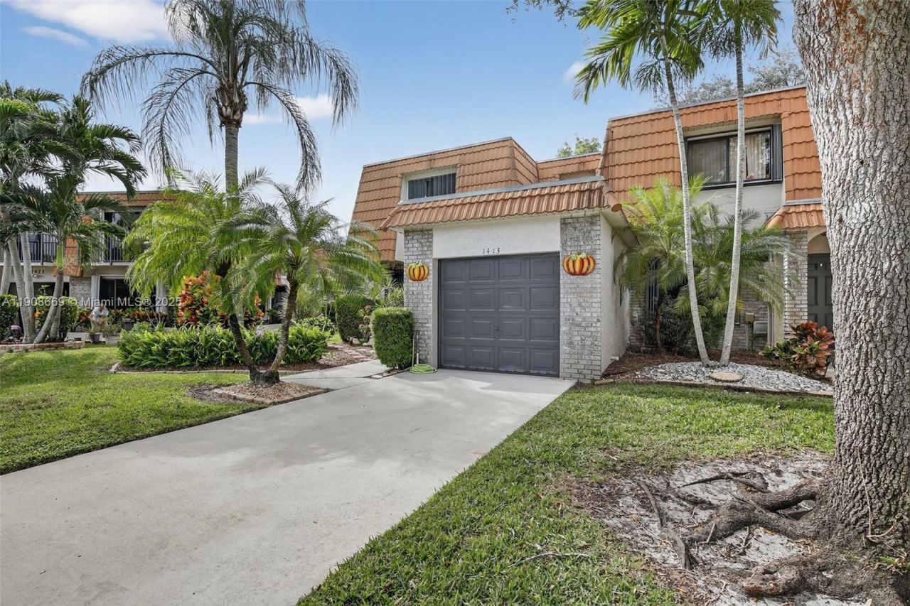 1413 SW 109th Way, Davie, FL 33324 Photo