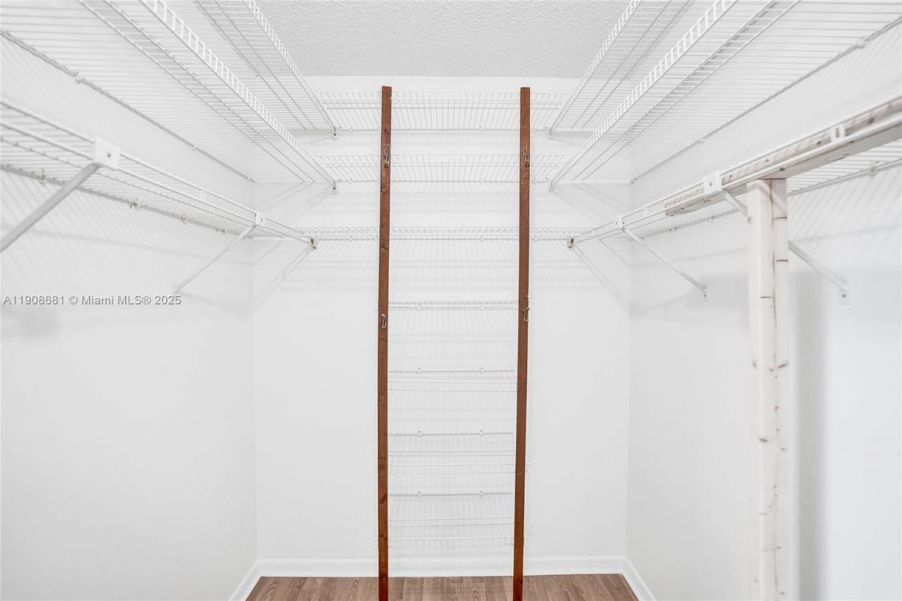 2220 N Cypress Bend Dr, Unit 310, Pompano Beach, FL 33069 Photo