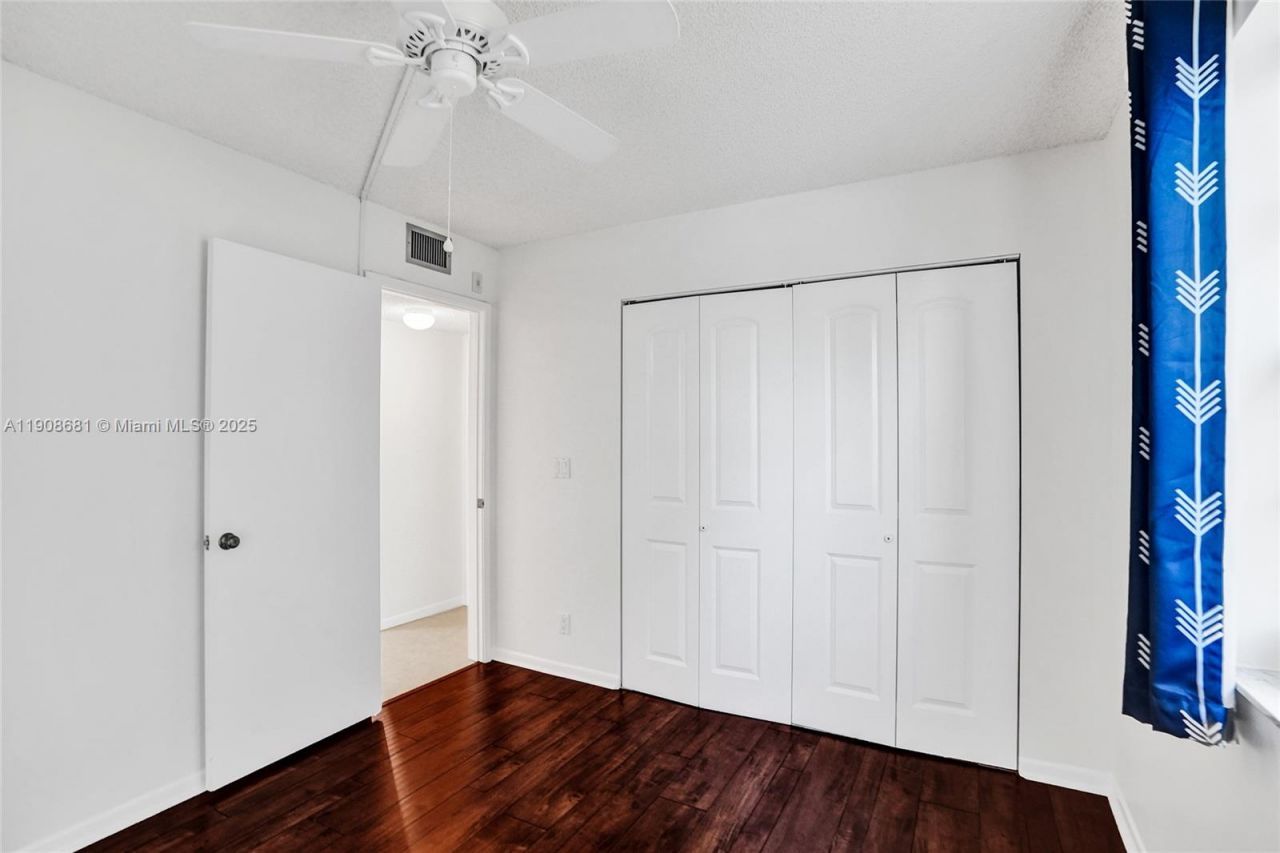 2220 N Cypress Bend Dr, Unit 310, Pompano Beach, FL 33069 Photo