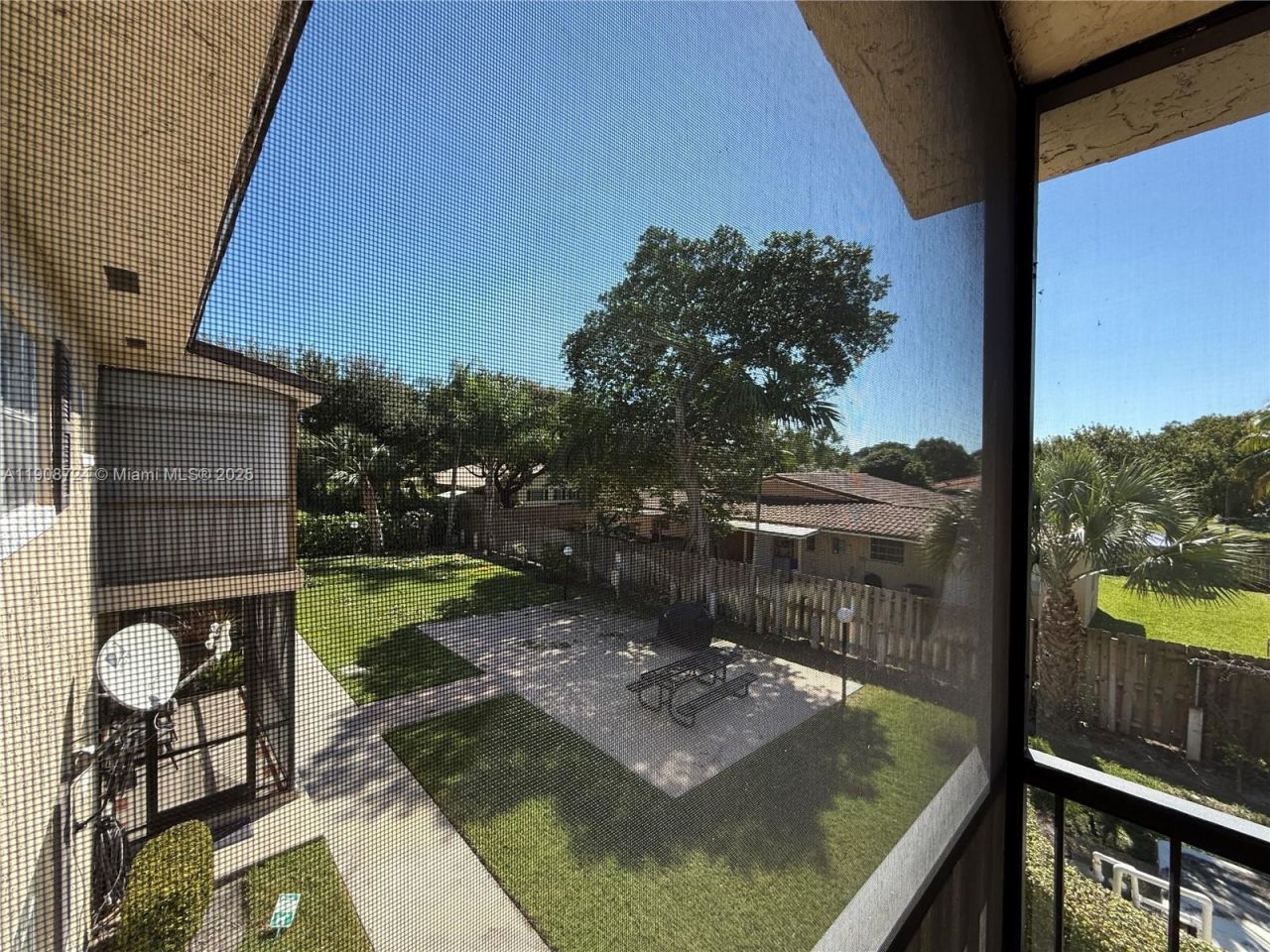 8900 W Sample Road, Unit 204, Coral Springs, FL 33065 Photo