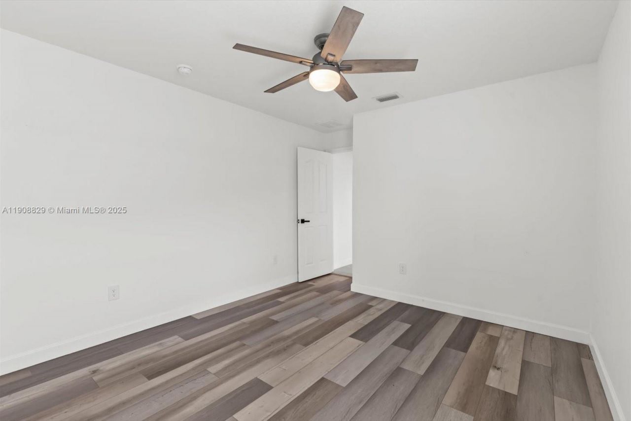 1392 SW Sudder Ave, Port Saint Lucie, FL 34953 Photo