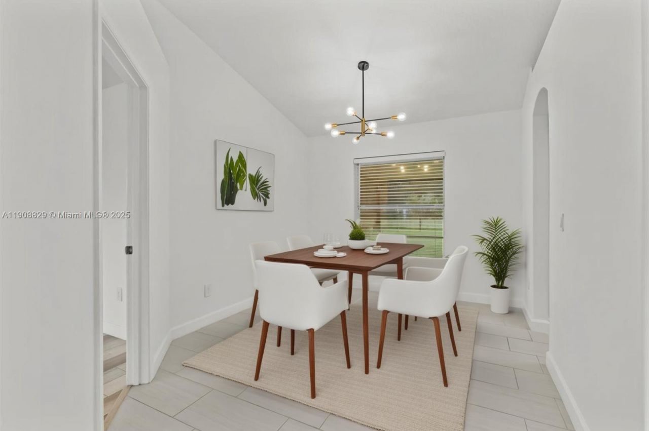 1392 SW Sudder Ave, Port Saint Lucie, FL 34953 Photo