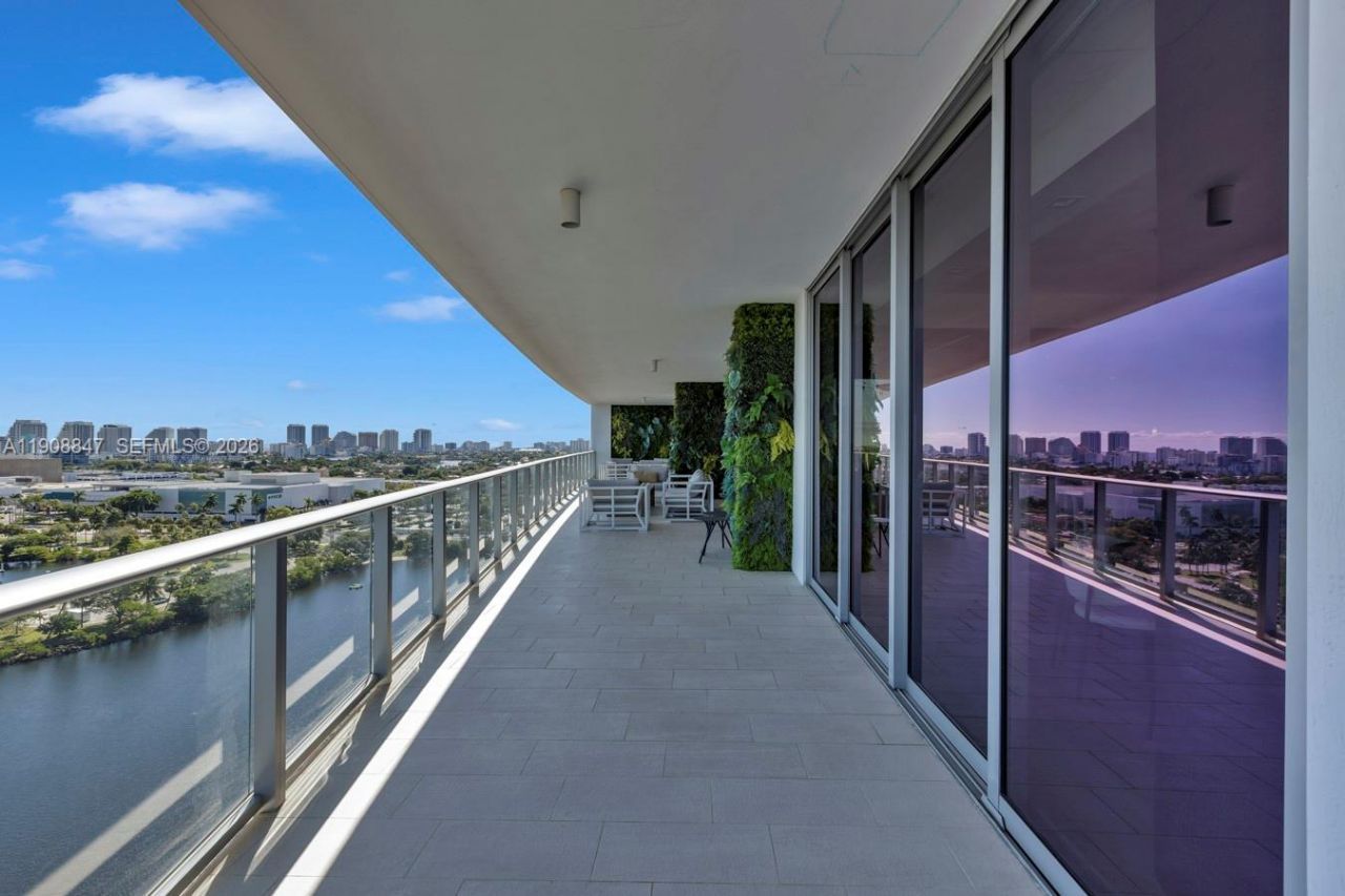 1180 N Federal Hwy, Unit PH-1602, Fort Lauderdale, FL 33304 Photo