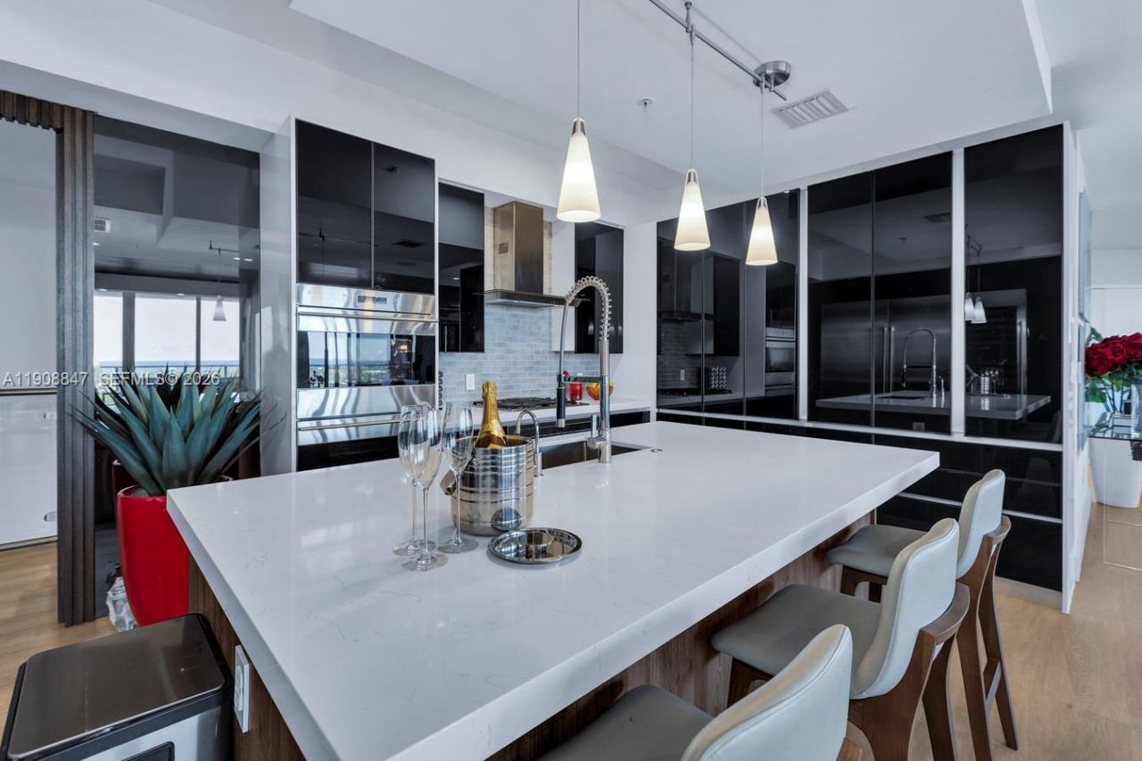 1180 N Federal Hwy, Unit PH-1602, Fort Lauderdale, FL 33304 Photo
