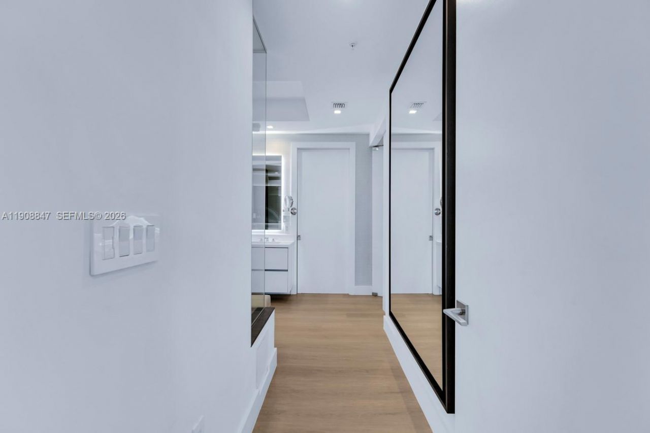 1180 N Federal Hwy, Unit PH-1602, Fort Lauderdale, FL 33304 Photo