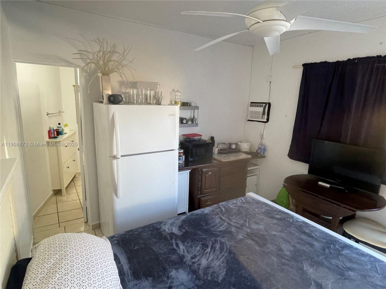 1832 SW 3rd St, Miami, FL 33135 Photo