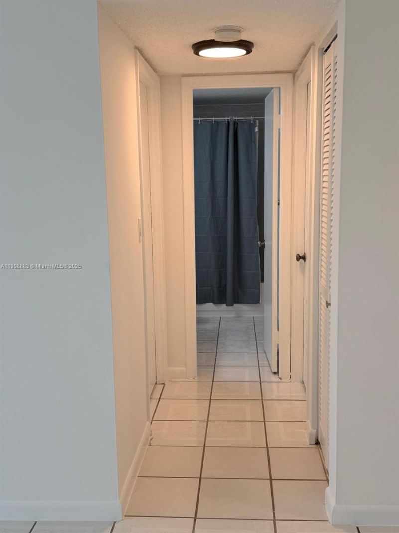 7815 Camino Real, Unit I 314, Miami, FL 33143 Photo