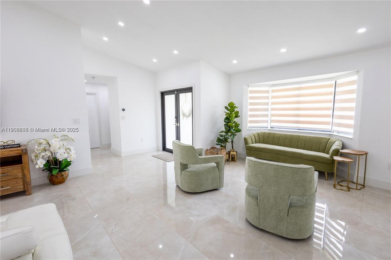 18781 SW 294th Ter, Homestead, FL 33030 Photo