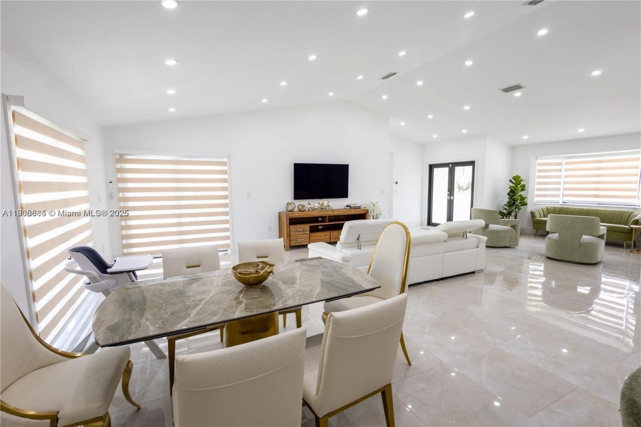 18781 SW 294th Ter, Homestead, FL 33030 Photo