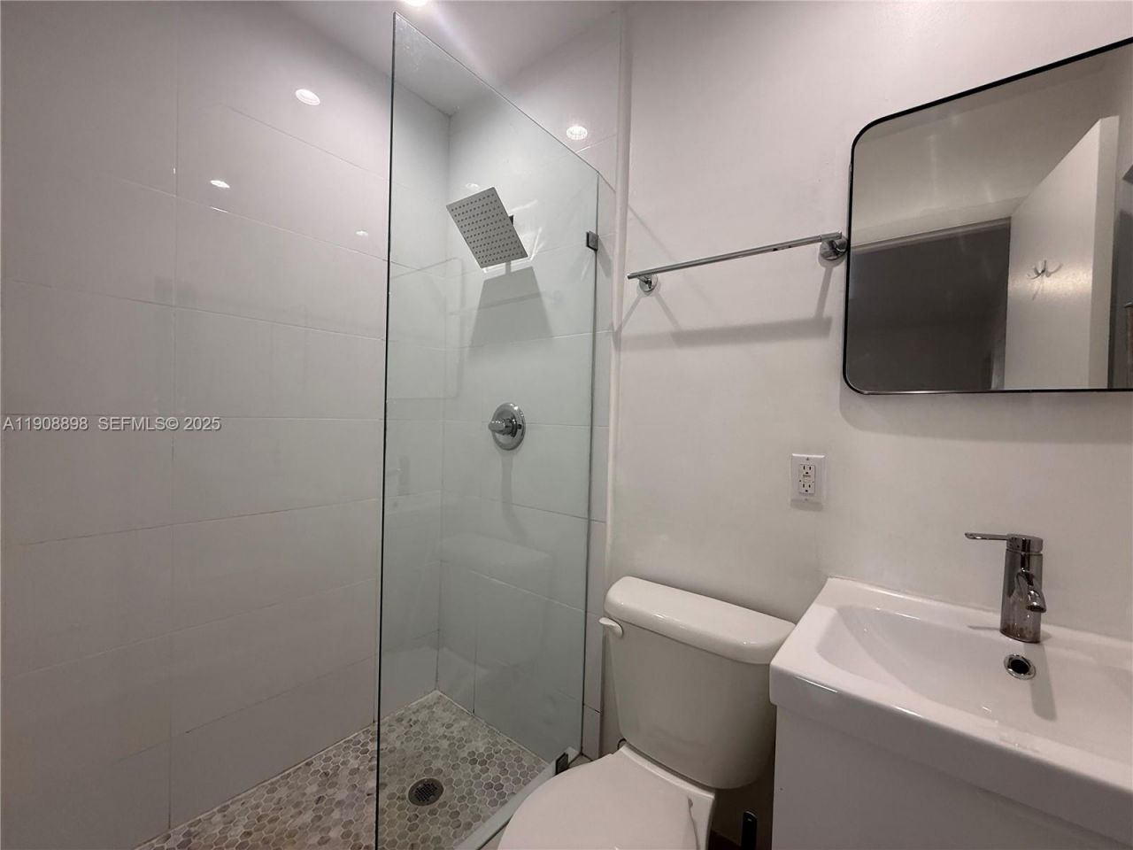 540 NE 67th St, Unit 540, Miami, FL 33138 Photo