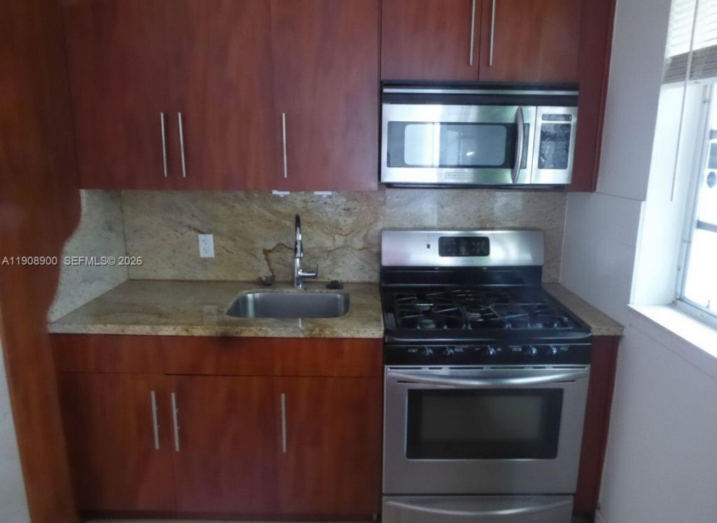 101 Collins Ave, Unit 2, Miami Beach, FL 33139 Photo