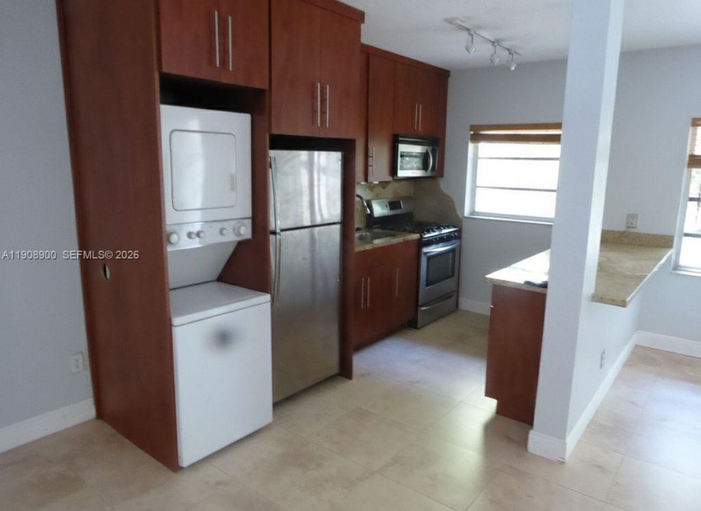 101 Collins Ave, Unit 2, Miami Beach, FL 33139 Photo