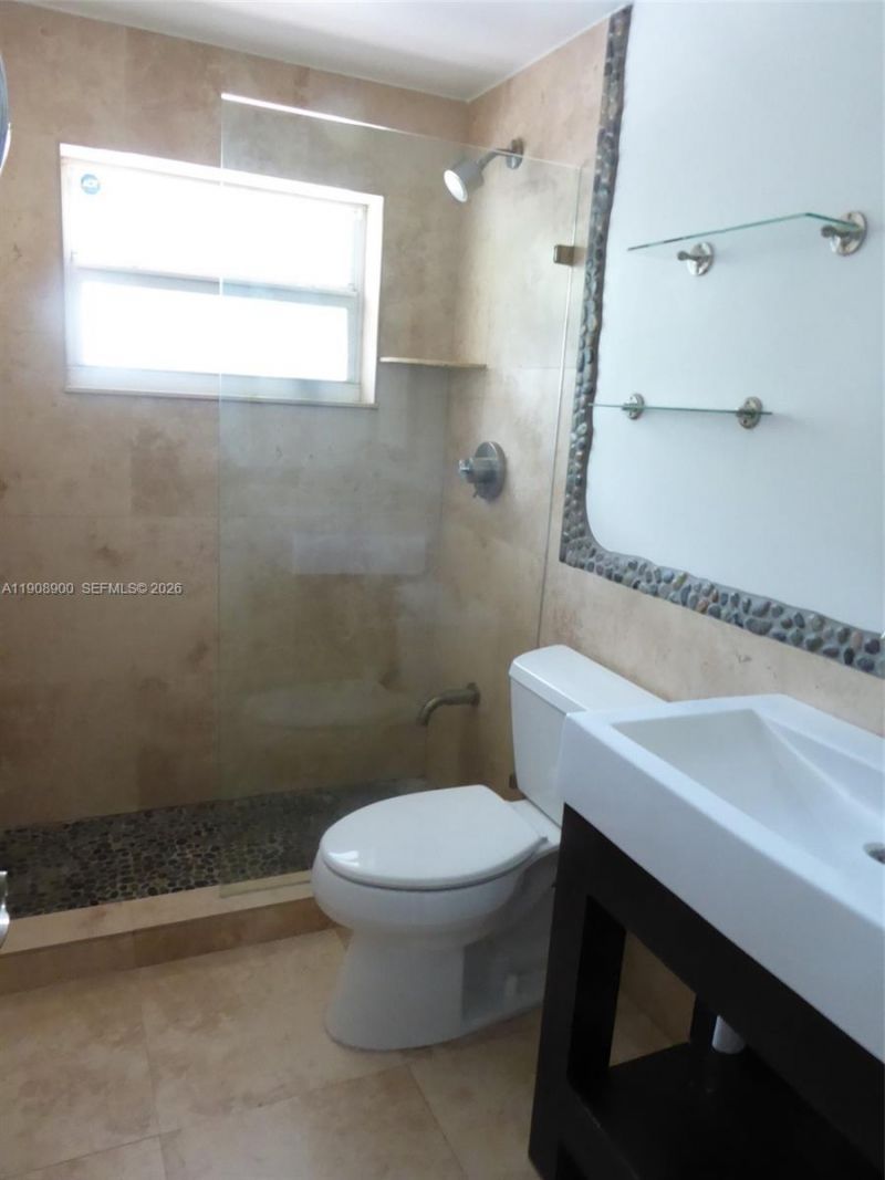 101 Collins Ave, Unit 2, Miami Beach, FL 33139 Photo