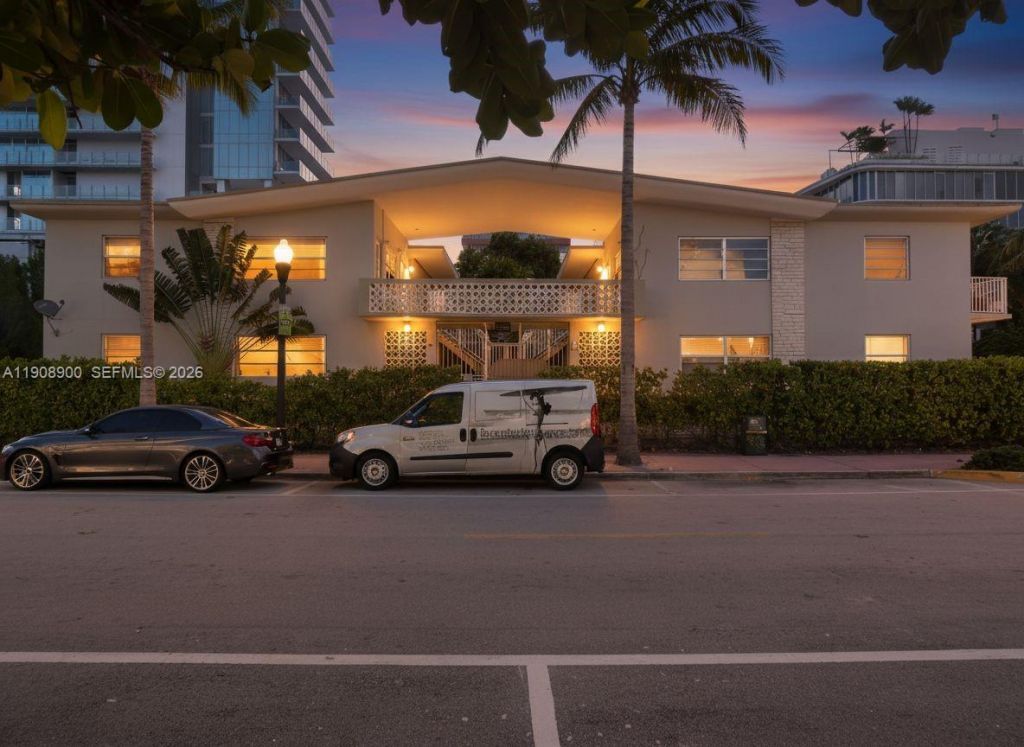 101 Collins Ave, Unit 2, Miami Beach, FL 33139 Photo