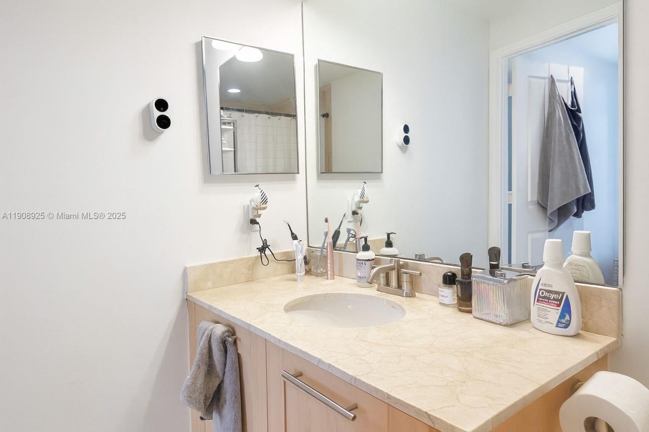 511 SE 5th Ave, Unit 1408, Fort Lauderdale, FL 33301 Photo